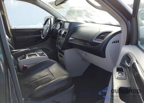 2012 Chrysler Town & Country Touring из США, поврежденный, VIN 2C4RC1BG5CR189138